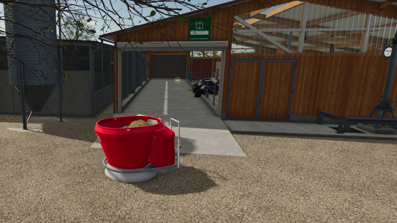 Medium Cowshed With Feeding Robot