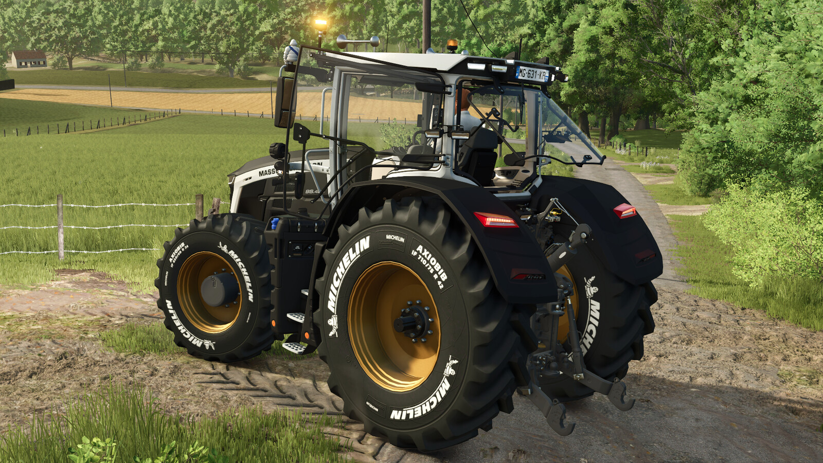 Massey Ferguson 9S Patriotic