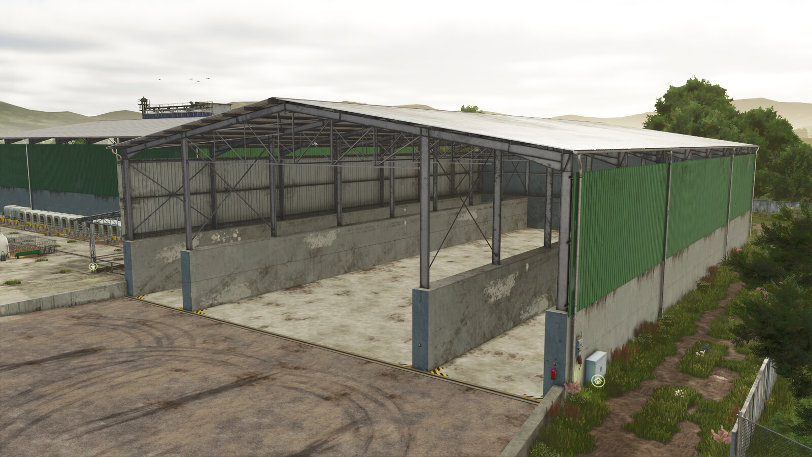 Lizard Covered Multi Bunkersilos