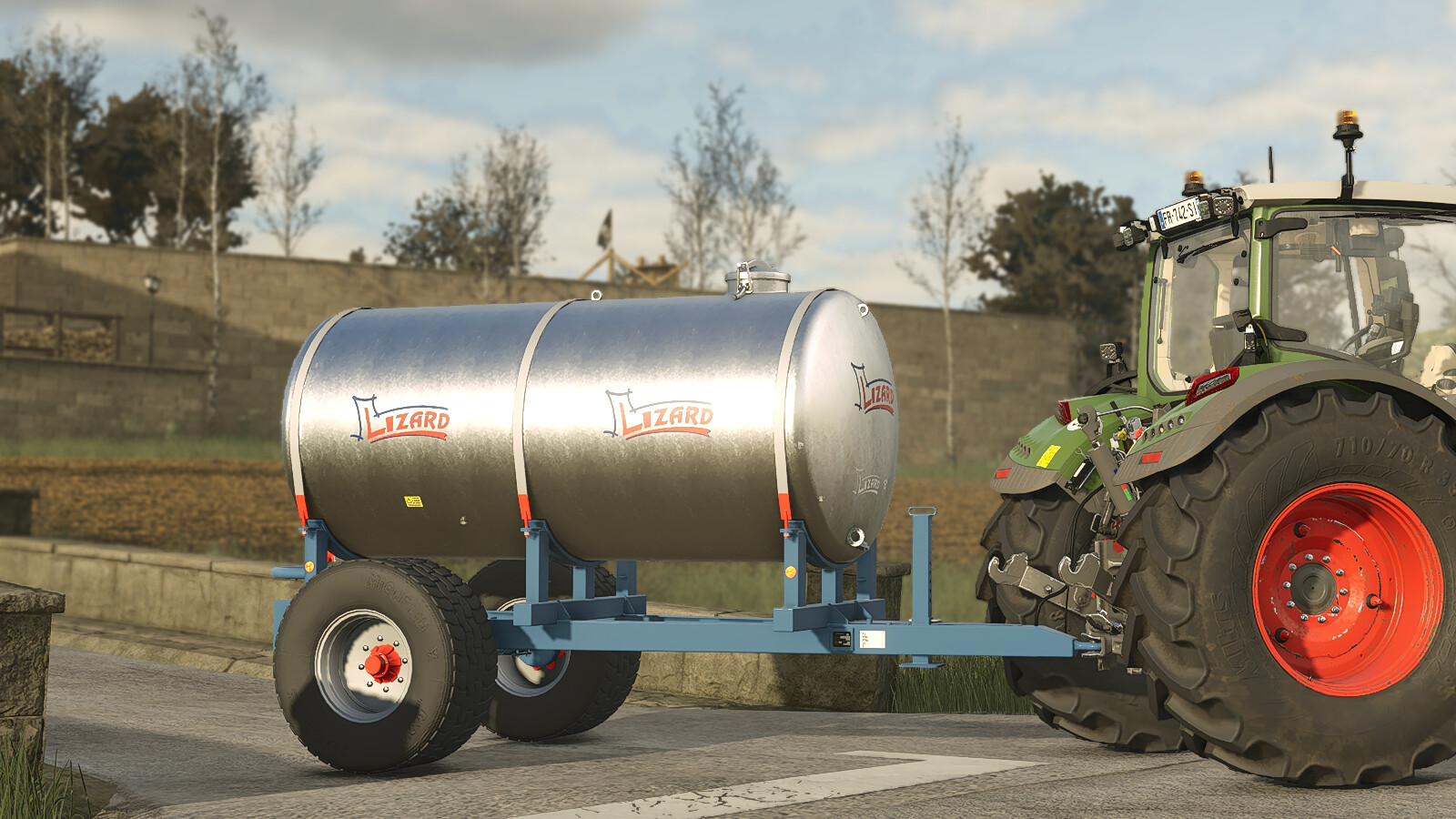 Lizard Water Trailer