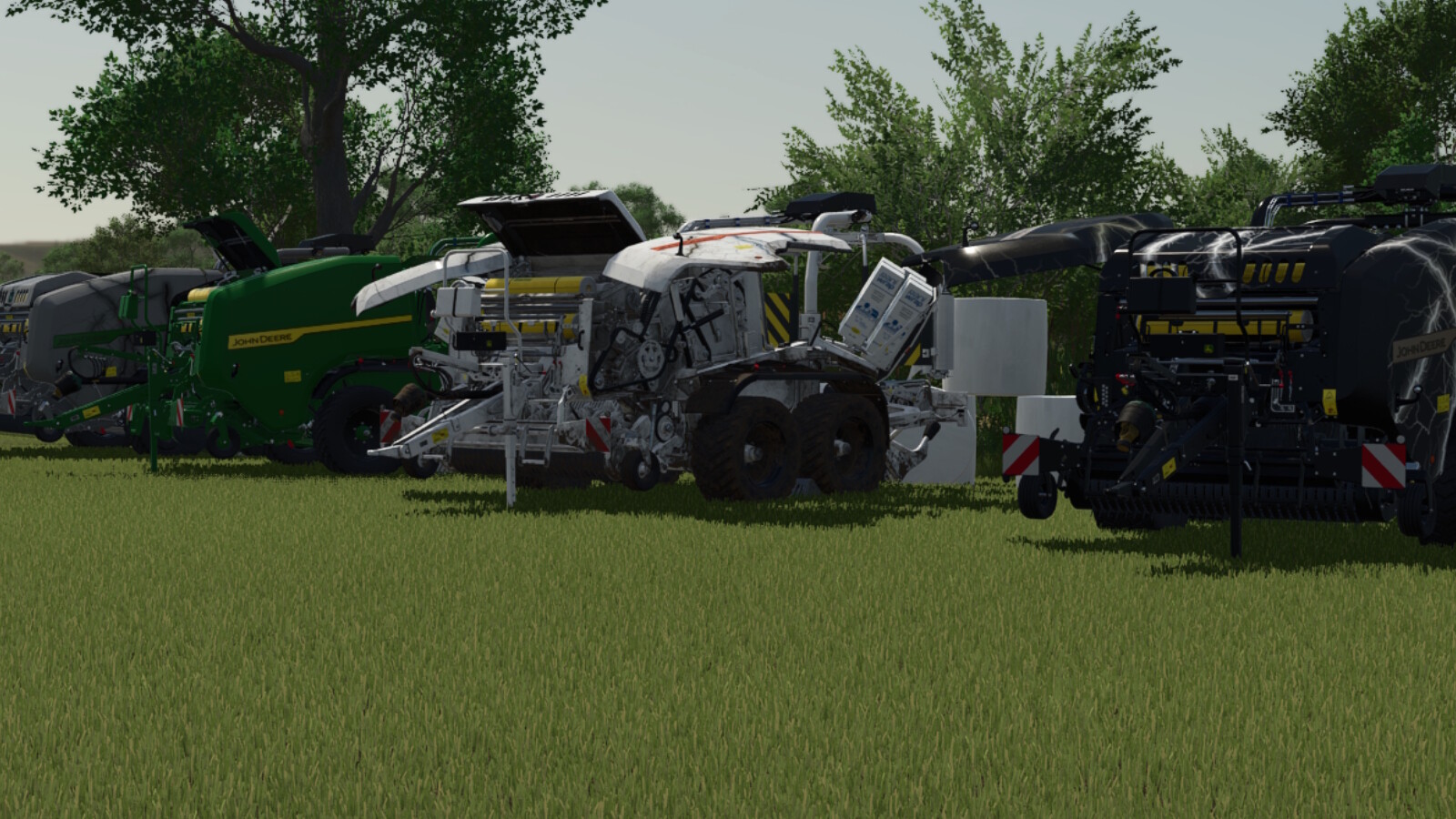 John Deere C441R Baller