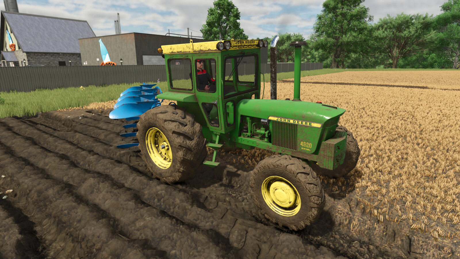 John Deere 4320