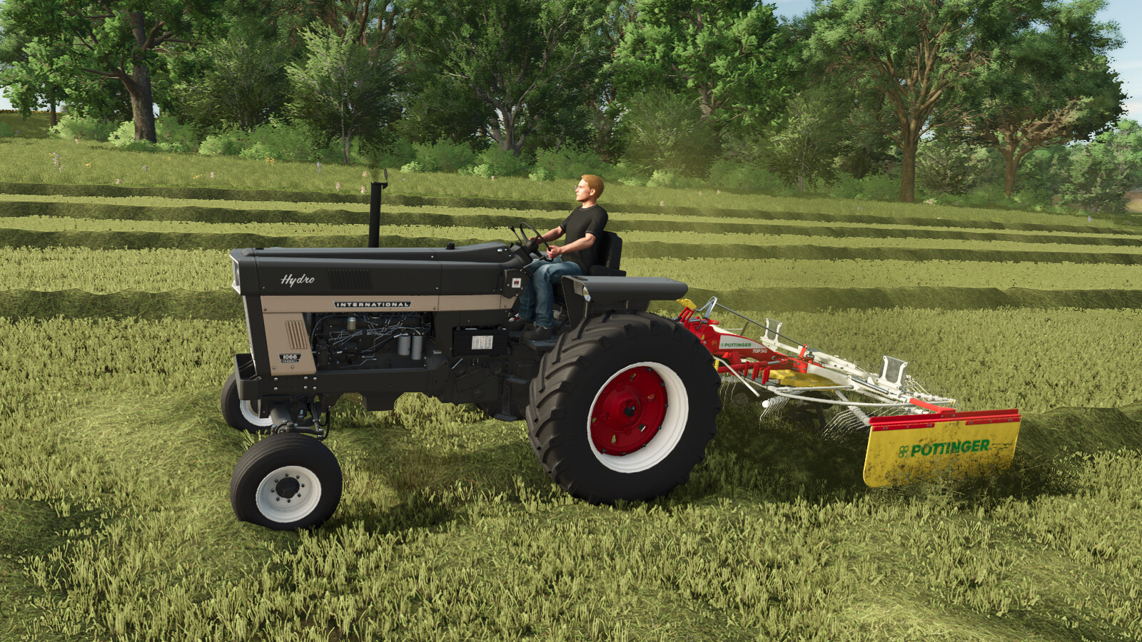 International Farmall 1066
