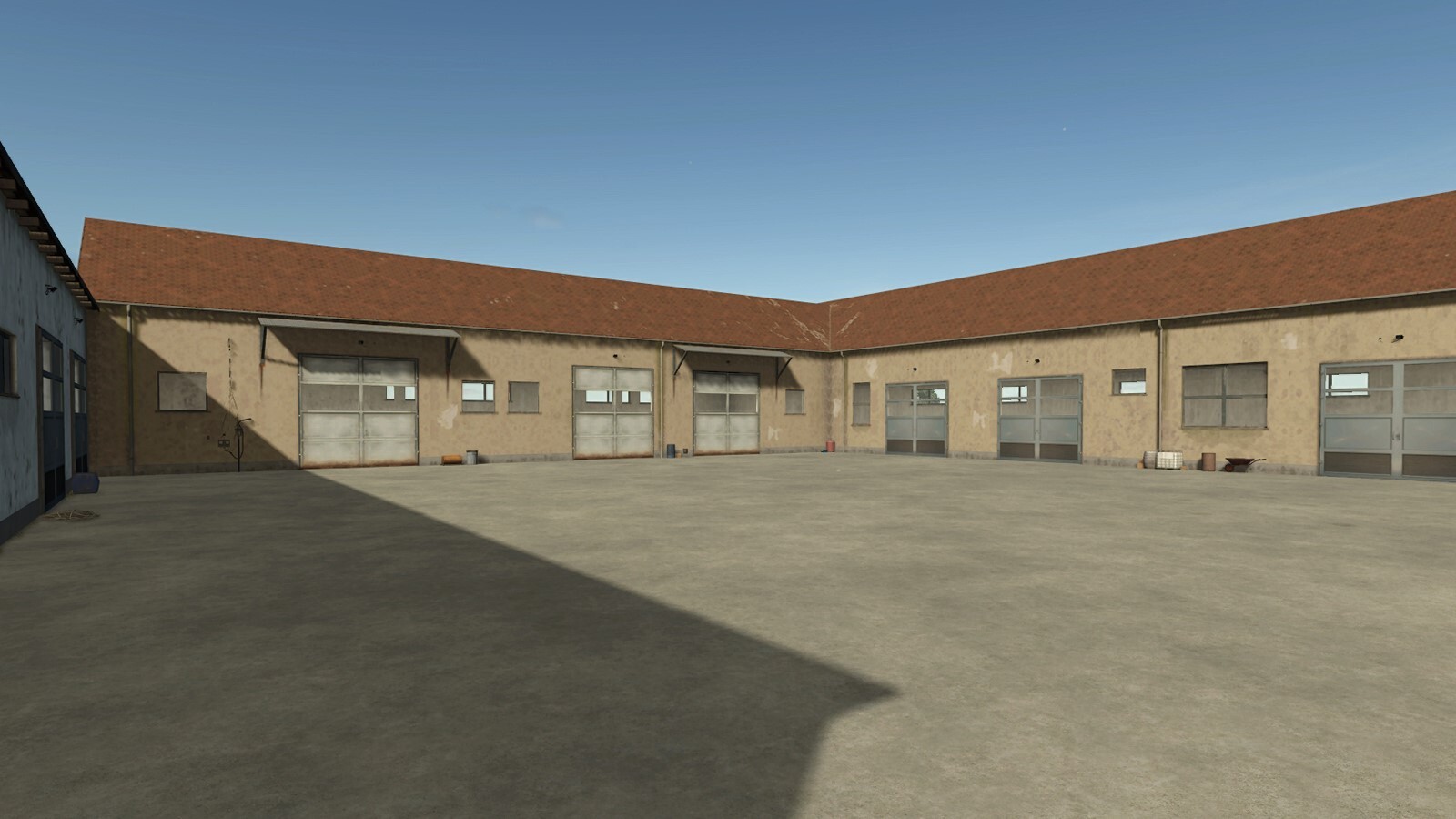Large U-Shaped Garage