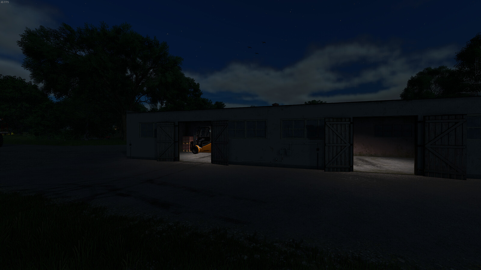 Small Garage With Farmhouse