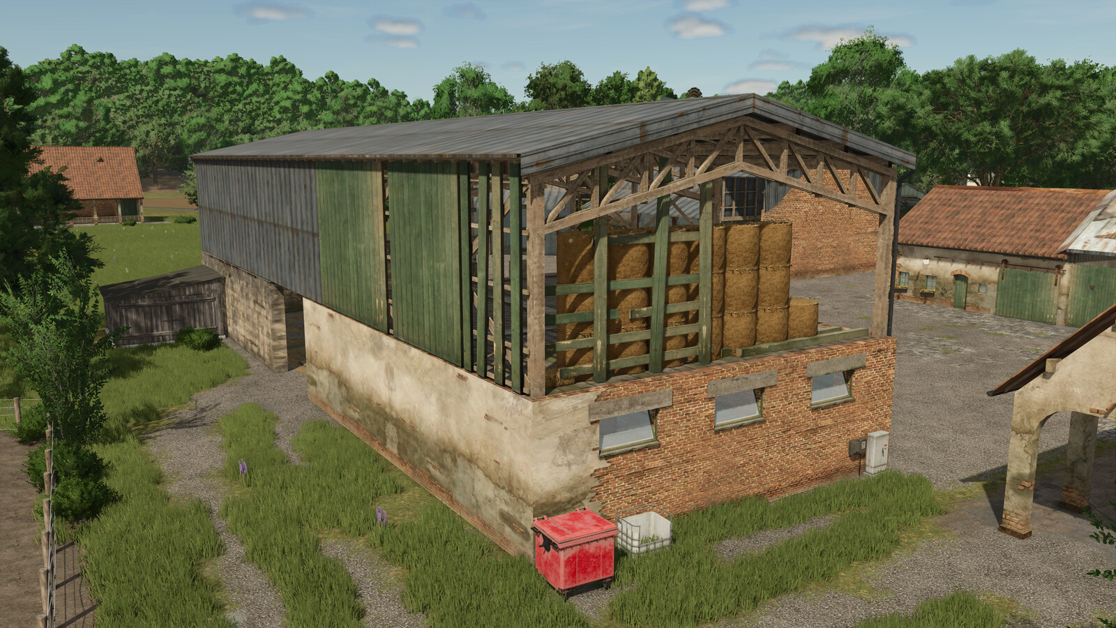 Ivoy Straw Hangar