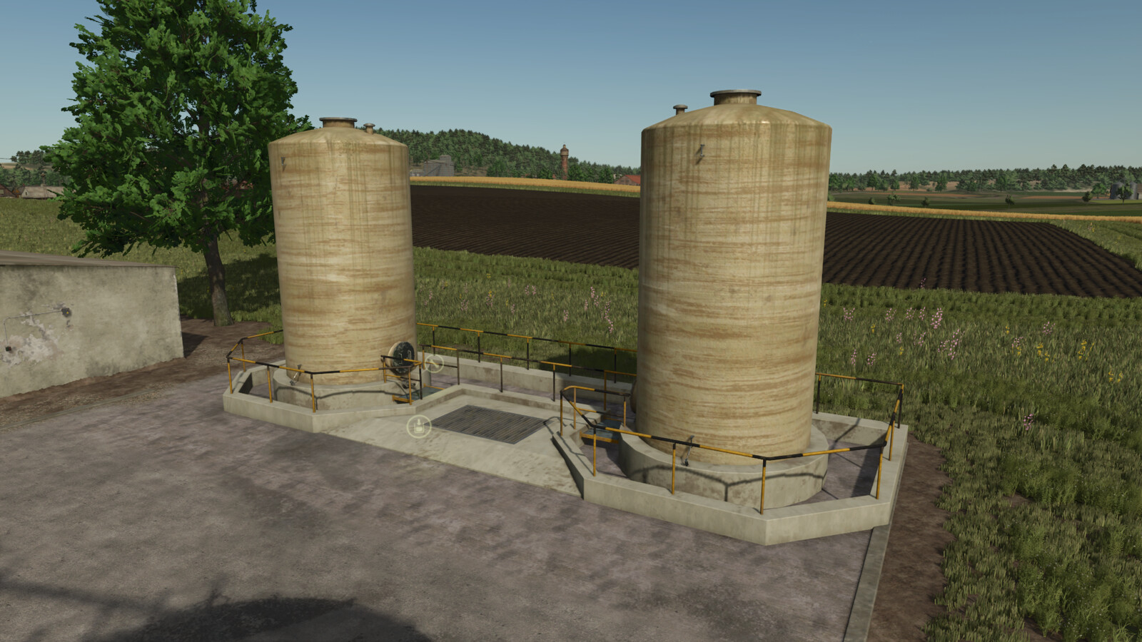 Lizard Liquid Fertilizer And Herbicide Tanks